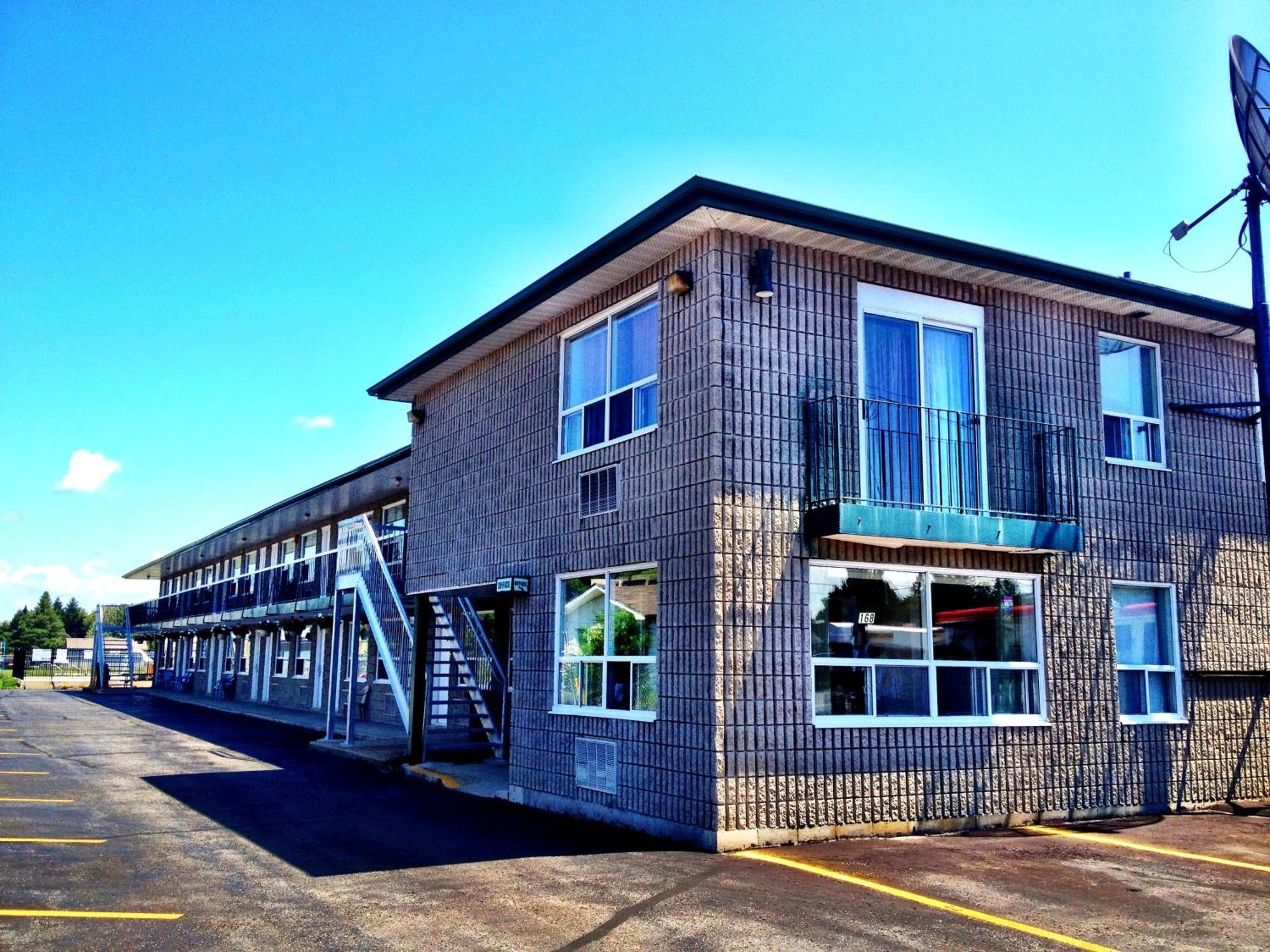 Angus Inn Motel Motel 2*